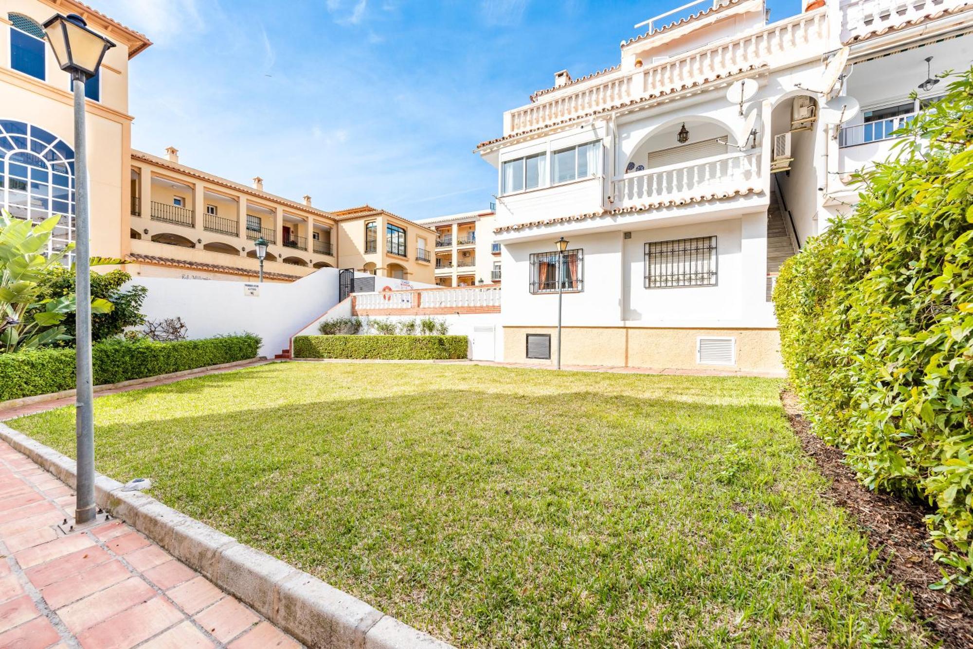 Appartement Nerja Centro, Playa Carabeo Extérieur photo